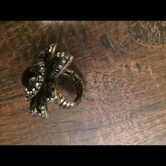 Ring - Picture 2 of 2